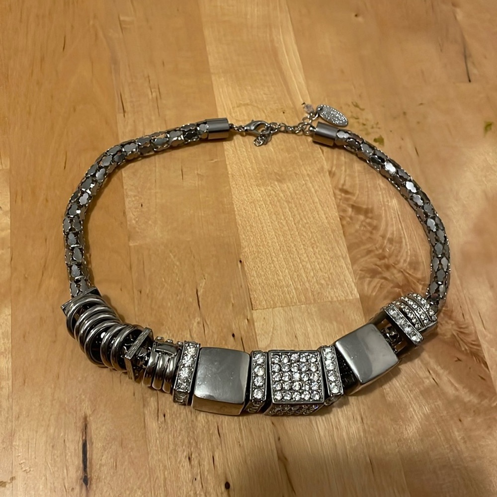 Elegant Silver Necklace with Crystal Accents